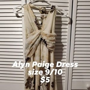 Alyn Paige Dress